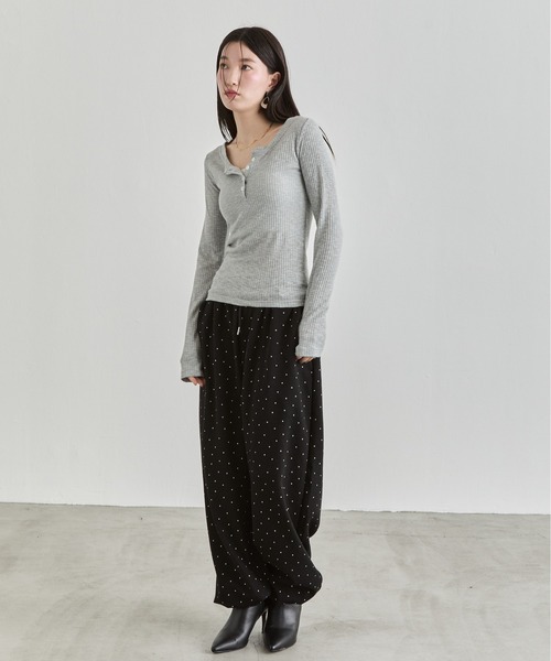 NUJOH(ヌゾ)の「Dot Relax Pants / ドットリラックスパンツ(スウェットパンツ・レディース・ブラック/グレー・FREE)」の14枚目の写真