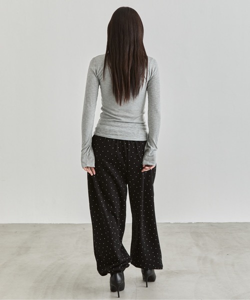 NUJOH(ヌゾ)の「Dot Relax Pants / ドットリラックスパンツ(スウェットパンツ・レディース・ブラック/グレー・FREE)」の16枚目の写真