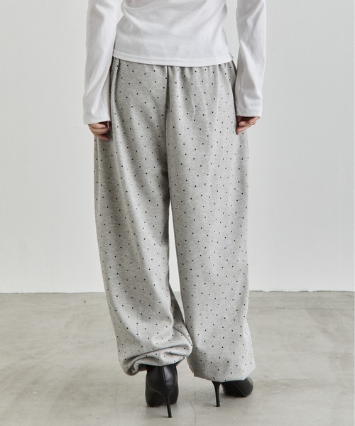 NUJOH(ヌゾ)の「Dot Relax Pants / ドットリラックスパンツ(スウェットパンツ・レディース・ブラック/グレー・FREE)」の5枚目の写真