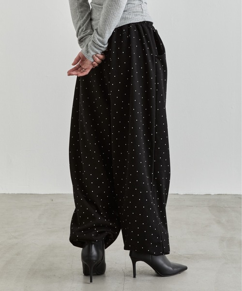 NUJOH(ヌゾ)の「Dot Relax Pants / ドットリラックスパンツ(スウェットパンツ・レディース・ブラック/グレー・FREE)」の10枚目の写真