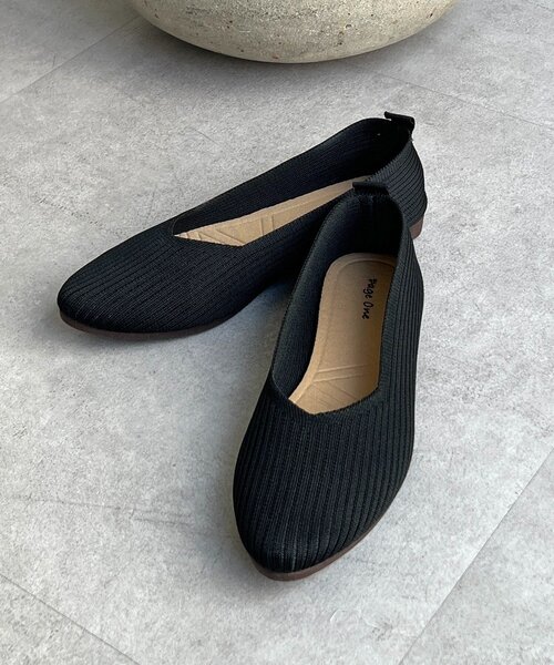 un dix cors（アンディコール）の「ニットVパンプス（ブーツ・レディース・ブラック/ベージュ/レッド・MEDIUM/LARGE）」の4枚目の写真