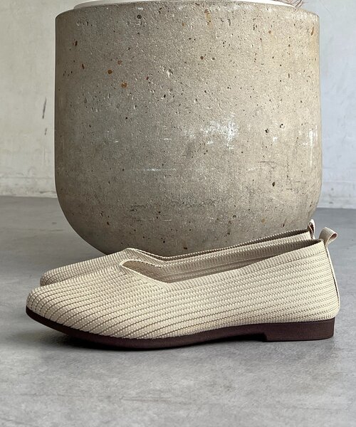 un dix cors（アンディコール）の「ニットVパンプス（ブーツ・レディース・ブラック/ベージュ/レッド・MEDIUM/LARGE）」の12枚目の写真