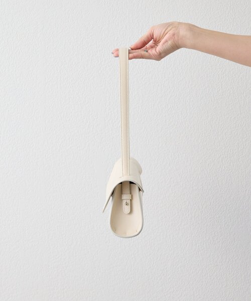 ear PAPILLONNER（イアパピヨネ）の「【MAGLOW(マグロー)】ear別注ロングハンドルミニトートバッグ（トートバッグ・レディース・シルバー/ブラック/ホワイト・FREE）」の5枚目の写真