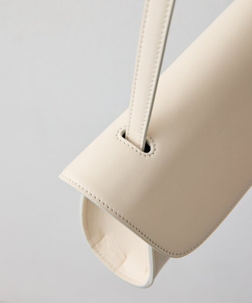 ear PAPILLONNER（イアパピヨネ）の「【MAGLOW(マグロー)】ear別注ロングハンドルミニトートバッグ（トートバッグ・レディース・シルバー/ブラック/ホワイト・FREE）」の10枚目の写真