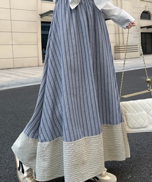 SHOUYO（ショウヨウ）の「配色ストライプ 切替フレアロングスカート（スカート・レディース・ブラック/ブルー・M）」の6枚目の写真