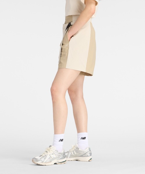 NEW BALANCE(ニューバランス)の「NB GREY カラーブロックショーツ(その他パンツ・レディース・ベージュ/ブラック・MEDIUM/LARGE/X-LARGE/SMALL)」の8枚目の写真