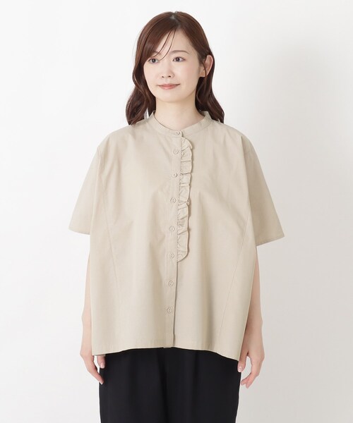 one'sterrace(ワンズテラス)の「カラーデニム フリル付き4分袖ブラウス(シャツ/ブラウス・レディース・ネイビー系5/グリーン系その他6/ベージュ系8・02)」の4枚目の写真
