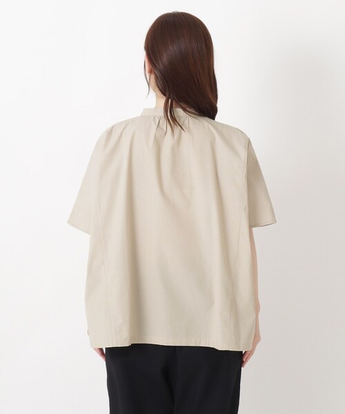 one'sterrace(ワンズテラス)の「カラーデニム フリル付き4分袖ブラウス(シャツ/ブラウス・レディース・ネイビー系5/グリーン系その他6/ベージュ系8・02)」の6枚目の写真
