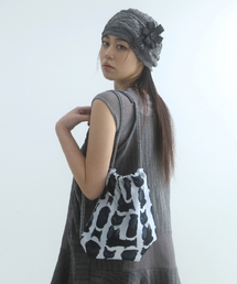 MOIREMOA（モアレモア）の「City Feline String Bag-Black（バックパック/リュック）」