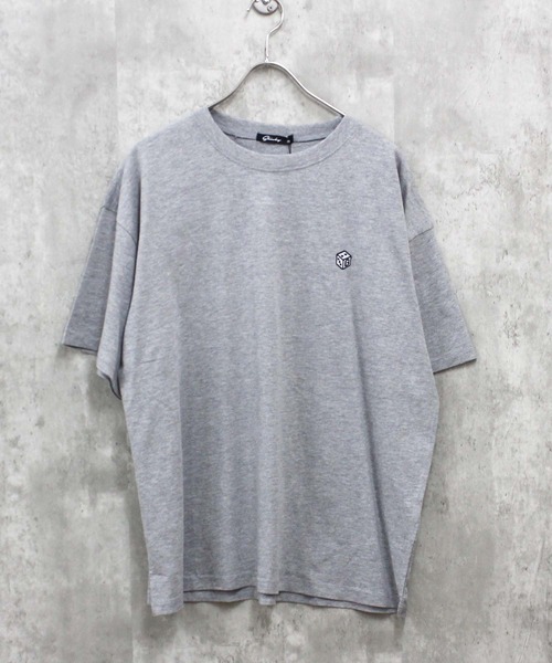 SHISKY（シスキー）の「オーバーサイズ プリント半袖Tシャツ（Tシャツ/カットソー・メンズ・ブラック系その他4/ホワイト系その他3/ホワイト系その他/ブラック系その他5/ホワイト系その他4/ブラック系その他3/グレー系その他4/グリーン系その他/ベージュ/グレー系その他3/ミント/グレー系その他2/ブルー系その他/ネイビー/チャコール/ホワイト系その他5/ホワイト系その他2/ブラック系その他/オフホワイト/杢グレー/ブルー系その他2/ブラック系その他2/グレー系その他/ブラック・XL/L/M）」の16枚目の写真
