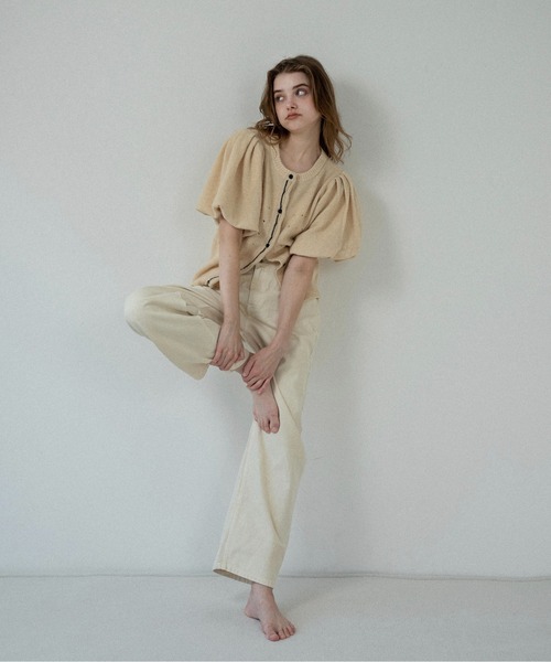 lawgy（ラウジー）の「front curl line puff sleeve tops / フロントカールラインパフスリーブトップス（その他トップス・レディース・ホワイト/オートミール/グレー/クリーム・FREE）」の13枚目の写真