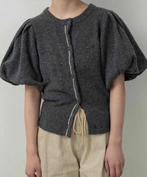 lawgy（ラウジー）の「front curl line puff sleeve tops / フロントカールラインパフスリーブトップス（その他トップス・レディース・ホワイト/オートミール/グレー/クリーム・FREE）」の6枚目の写真
