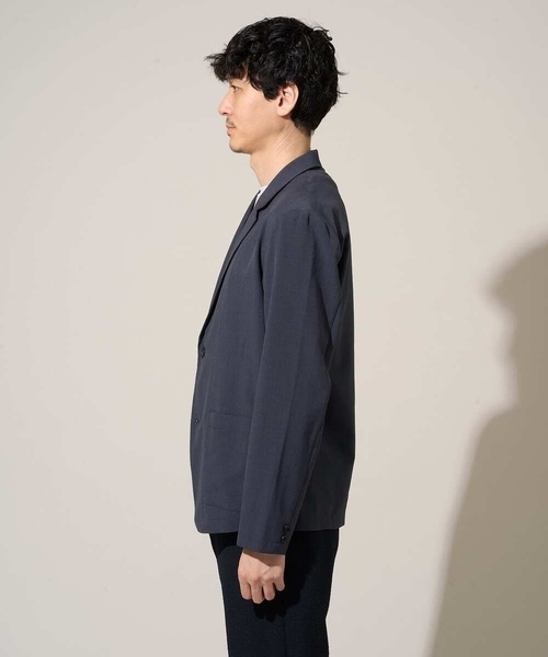 a.v.v(アーヴェヴェ)の「春夏のカジュアルジャケットスタイルにぜひ【イージーケア/洗濯機で洗える/接触冷感/吸水速乾/UVカット/ストレッチ】リライトテーラードジャケット(その他アウター・メンズ・チャコールグレー/ライトグレー・48/50/46)」の14枚目の写真