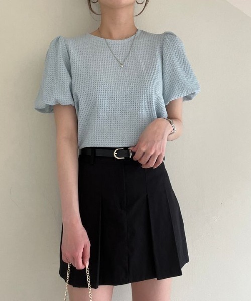 AMAJI(アマジ)の「ラウンドネック パフスリーブ ワッフルテクスチャ 半袖 トップス(Tシャツ/カットソー・レディース・ライトピンク/ライトブルー/ベージュ・FREE)」の6枚目の写真