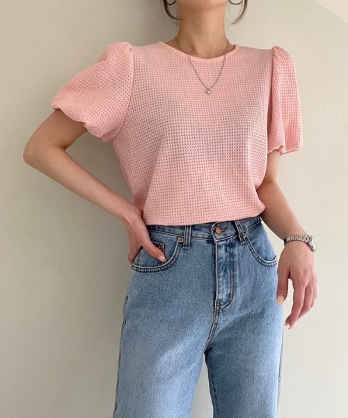 AMAJI(アマジ)の「ラウンドネック パフスリーブ ワッフルテクスチャ 半袖 トップス(Tシャツ/カットソー・レディース・ライトピンク/ライトブルー/ベージュ・FREE)」の8枚目の写真