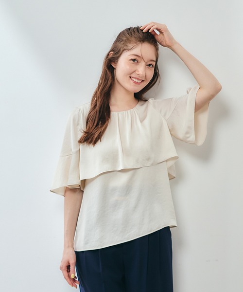 12Twelve Agenda（トゥエルブ　アジェンダ）の「ヴィンテージサテンケープ風レイヤードブラウス（シャツ/ブラウス・レディース・オフホワイト/グレイッシュベージュ/ネイビー・M）」の7枚目の写真