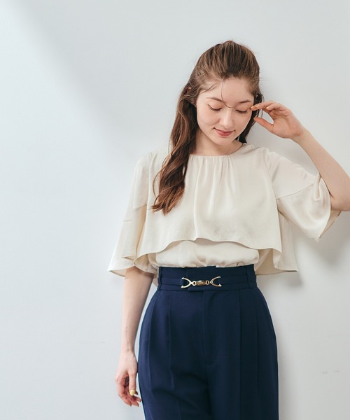 12Twelve Agenda（トゥエルブ　アジェンダ）の「ヴィンテージサテンケープ風レイヤードブラウス（シャツ/ブラウス・レディース・オフホワイト/グレイッシュベージュ/ネイビー・M）」の16枚目の写真