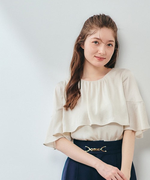 12Twelve Agenda（トゥエルブ　アジェンダ）の「ヴィンテージサテンケープ風レイヤードブラウス（シャツ/ブラウス・レディース・オフホワイト/グレイッシュベージュ/ネイビー・M）」の18枚目の写真