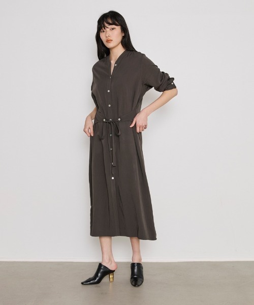 COMMON＋HAUS（コモンハウス）の「２ＷＡＹワンピースコート（シャツワンピース・レディース・ライトグレー/ベージュ/ブラック・FREE）」の2枚目の写真