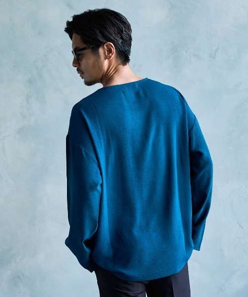 CavariA(キャバリア)の「『CavariA/キャバリア』布帛ロンTシャツ 長袖(Tシャツ/カットソー・メンズ・グレイッシュベージュ/ブルーグリーン/チャコールグレー・L/M)」の11枚目の写真