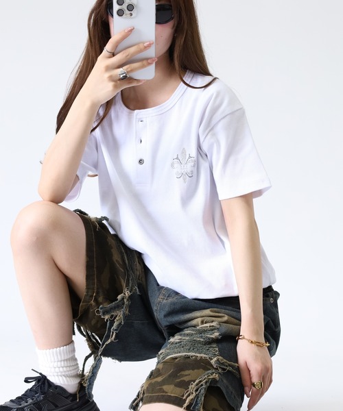 bike star(バイクスター)の「BIKE STAR ラインストーンジャストフィットテレコヘンリーネックT 半袖(Tシャツ/カットソー・メンズ・ホワイト/ブラック/ホワイト系/ブラック系・M/L)」の2枚目の写真