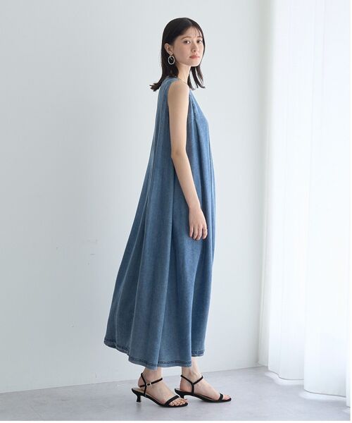YECCA VECCA(イェッカヴェッカ)の「バイオ加工ヴィンテージデニムタックワンピース(ワンピース・レディース・インディゴブルー/グレー・FREE)」の12枚目の写真