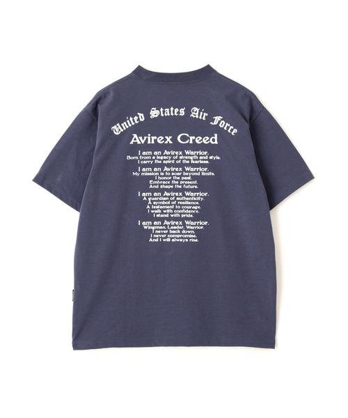 AVIREX(アヴィレックス)の「PRINT T-SHIRT "Avirex Creed" / 半袖Tシャツ ”アヴィレックス クリード” / AVIREX / アヴィレックス(Tシャツ/カットソー・メンズ・ブラック/オフホワイト/ブルーグレー・MEDIUM/LARGE/X-LARGE/XX-LARGE)」の3枚目の写真