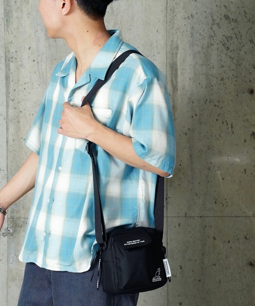 KANGOL(カンゴール)の「"06"≪KANGOL≫4ポケット/1.8L スクエア ミニ ショルダーバッグ(ショルダーバッグ・メンズ・ブラック×ホワイト/ブラック×グリーン・ONE SIZE)」の8枚目の写真