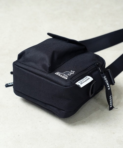 KANGOL(カンゴール)の「"06"≪KANGOL≫4ポケット/1.8L スクエア ミニ ショルダーバッグ(ショルダーバッグ・メンズ・ブラック×ホワイト/ブラック×グリーン・ONE SIZE)」の15枚目の写真