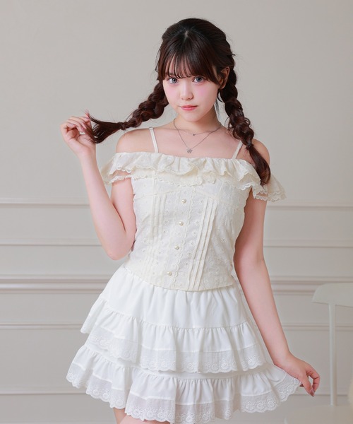 Anely(アネリー)の「Anely コットン ドビー フラワー オフショル ブラウス(シャツ/ブラウス・レディース・ホワイト/アイボリー・FREE)」の12枚目の写真