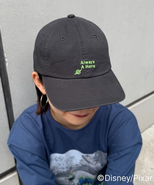 Disney(ディズニー)の「【TOY STORY/トイ・ストーリー】シルエット刺繍ロゴCAP(キャップ・レディース・ネイビー/レッド/チャコールグレー・ONE SIZE)」の19枚目の写真