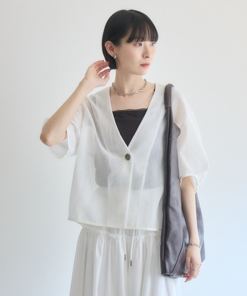 Paradise Picnic(パラダイスピクニック)の「ROSIEE デザインボタンメッシュ半袖ジャケット(テーラードジャケット・レディース・ブラック/ホワイト・FREE)」の2枚目の写真