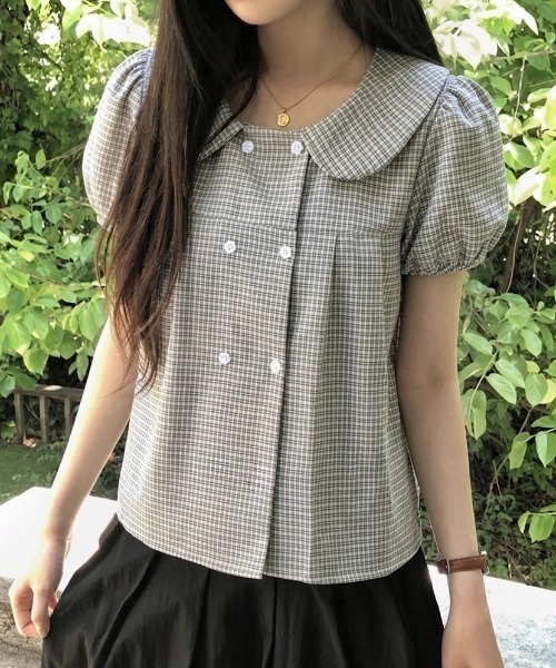 LADY LIKE(レディライク)の「パフスリーブミニチェック柄ラウンドカラー半袖ブラウス(シャツ/ブラウス・レディース・ネイビー/ブラック/ホワイト・M)」の15枚目の写真