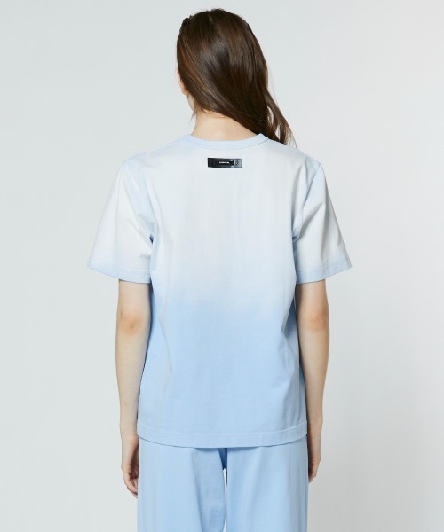 ESSENTIAL(エッセンシャル)の「ヘビー天竺 グラデーションTシャツ(WEB限定)(Tシャツ/カットソー・レディース・サックスブルー/ピンク・FREE)」の5枚目の写真