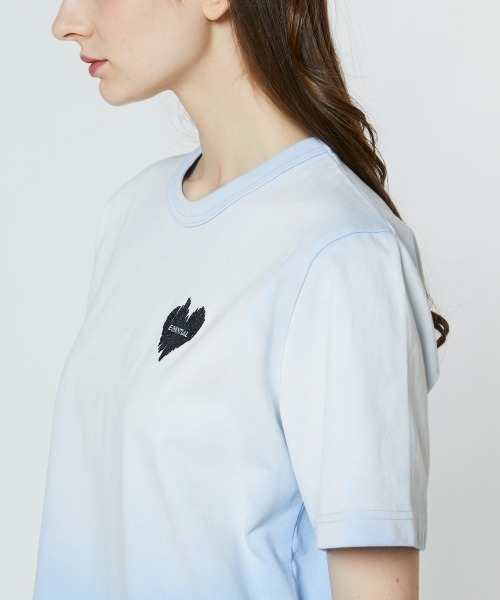 ESSENTIAL(エッセンシャル)の「ヘビー天竺 グラデーションTシャツ(WEB限定)(Tシャツ/カットソー・レディース・サックスブルー/ピンク・FREE)」の8枚目の写真