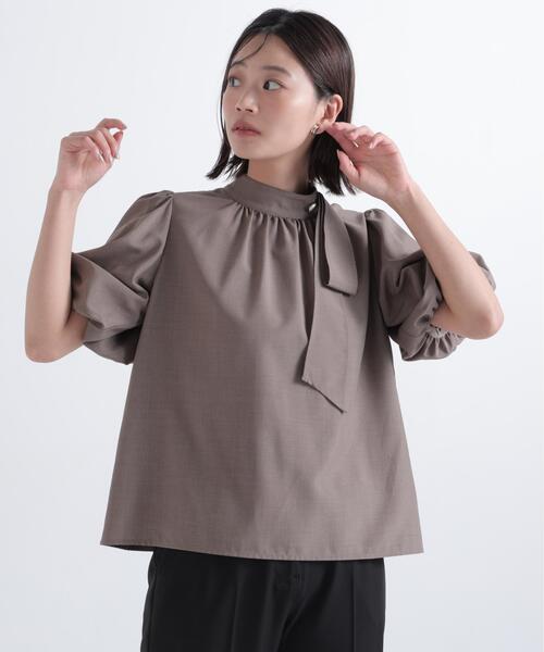 NATURAL BEAUTY BASIC(ナチュラルビューティーベーシック)の「リネンライクサイドタイブラウス(シャツ/ブラウス・レディース・ブラウン/ベージュ/ブルー・MEDIUM/SMALL)」の15枚目の写真