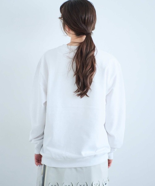 I am I in fact...（アイアムアイインファクト）の「U-MA SWEAT SHIRT（スウェット・レディース・ホワイト・FREE）」の5枚目の写真