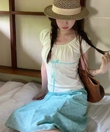 シャーリングぺラムトップス