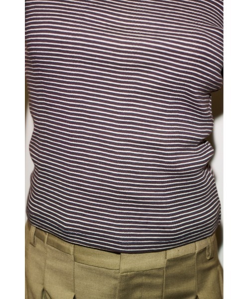 THROW by SLY(スローバイスライ)の「MillerxTHROW ONESHOULDER TOPSTHROW ミラースローワンショルダートップス 夏服 秋服(Tシャツ/カットソー・レディース・パープル系その他/ブラウン系その他2・FREE)」の8枚目の写真