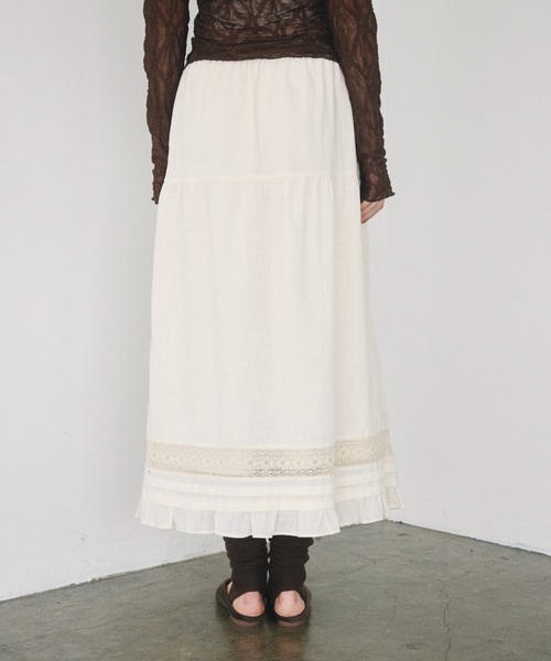 Crisp(クリスプ)の「tuck lace cotton skirt / タックレースコットンスカート(スカート・レディース・オフホワイト/ダークグレー・FREE)」の4枚目の写真