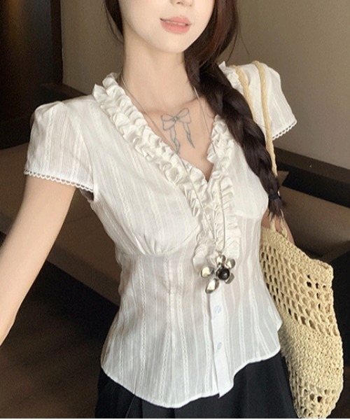 gossip!ロサンゼルス(ゴシップロサンゼルス)の「【Y2Kガーリー】 レース切替 フリルシャツ Vネック 春夏 半袖(Tシャツ/カットソー・レディース・ホワイト・M)」の1枚目の写真