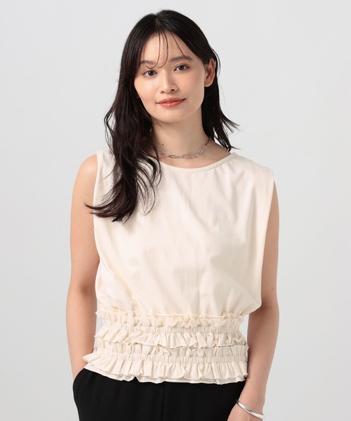 BAYFLOW(ベイフロー)の「2WAYギャザーフリルヘムノースリーブ(Tシャツ/カットソー・レディース・レッド/オフホワイト/ブラック・FREE)」の11枚目の写真