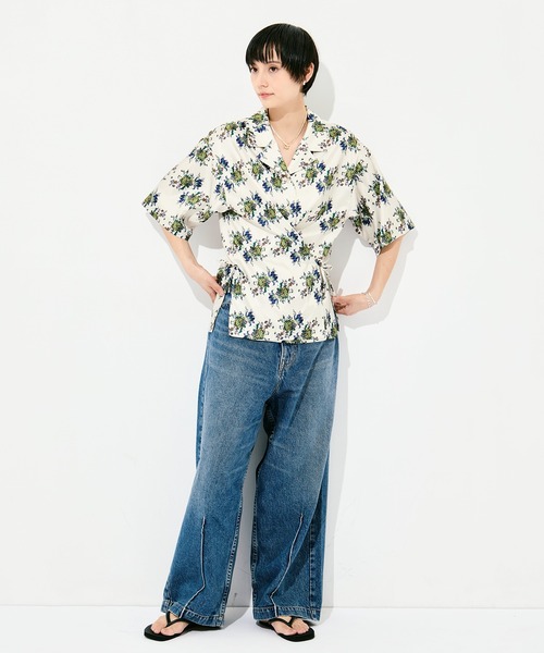 FUMIE TANAKA（フミエタナカ）の「[FUMIE=TANAKA/フミエタナカ]flower satin SH（シャツ/ブラウス・レディース・ホワイト/ブラック・36）」の19枚目の写真