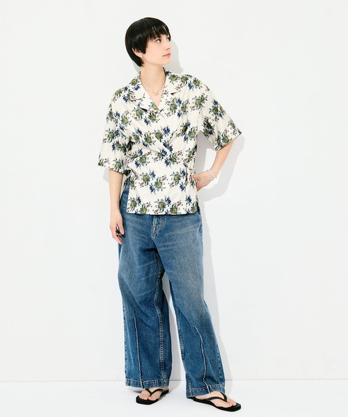 FUMIE TANAKA（フミエタナカ）の「[FUMIE=TANAKA/フミエタナカ]flower satin SH（シャツ/ブラウス・レディース・ホワイト/ブラック・36）」の18枚目の写真