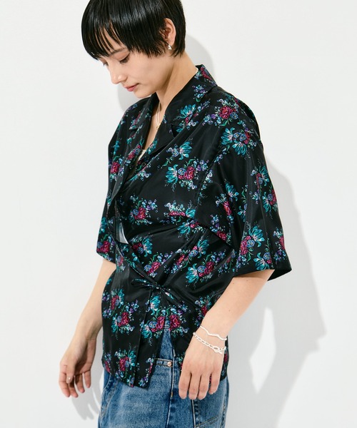 FUMIE TANAKA（フミエタナカ）の「[FUMIE=TANAKA/フミエタナカ]flower satin SH（シャツ/ブラウス・レディース・ホワイト/ブラック・36）」の13枚目の写真