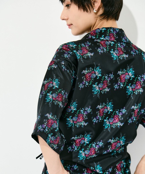 FUMIE TANAKA（フミエタナカ）の「[FUMIE=TANAKA/フミエタナカ]flower satin SH（シャツ/ブラウス・レディース・ホワイト/ブラック・36）」の10枚目の写真