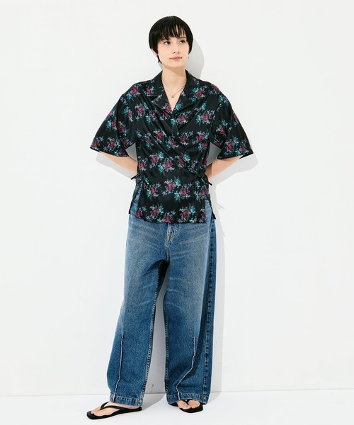 FUMIE TANAKA（フミエタナカ）の「[FUMIE=TANAKA/フミエタナカ]flower satin SH（シャツ/ブラウス・レディース・ホワイト/ブラック・36）」の7枚目の写真
