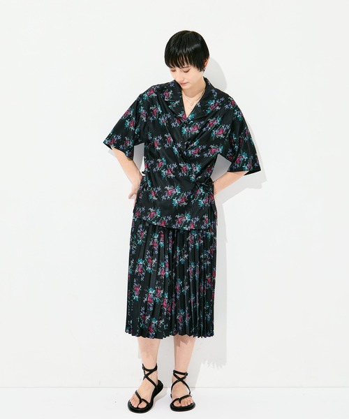 FUMIE TANAKA（フミエタナカ）の「[FUMIE=TANAKA/フミエタナカ]flower satin SH（シャツ/ブラウス・レディース・ホワイト/ブラック・36）」の5枚目の写真