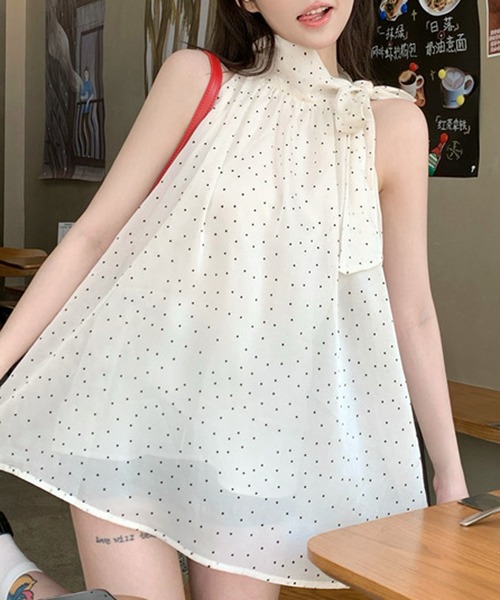 Nia（ニア）の「Nia(ニア)/ホルターネックドットシアートップス（シャツ/ブラウス・レディース・アイボリー・SMALL）」の5枚目の写真