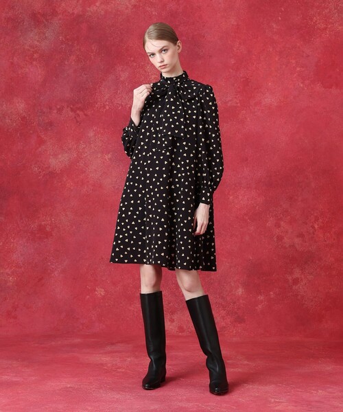 LOULOU WILLOUGHBY(ルルウィルビー)の「WEB限定 デシンハートワンピース(ワンピース・レディース・ブラック/ネイビー・2)」の14枚目の写真
